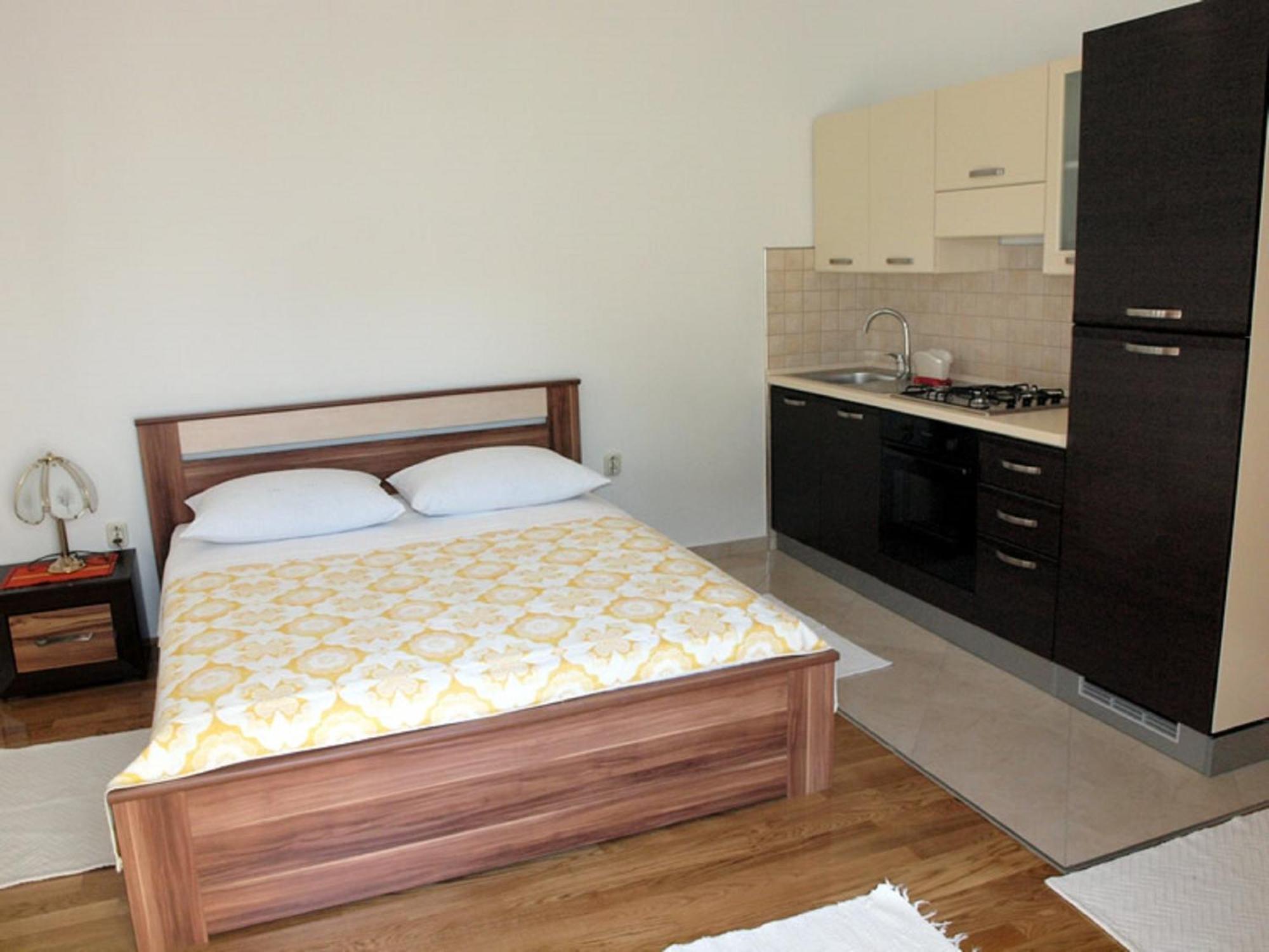 Apartments & Room Masa Starigrad Paklenica Bilik gambar